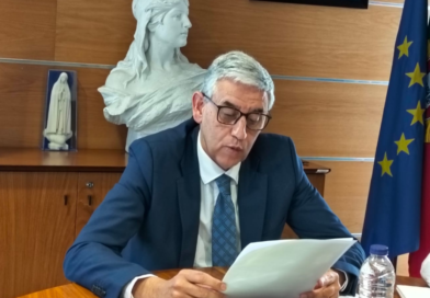 Presidente da Câmara de Ourém defende rigor das autarquias e critica lentidão nos apoios Presidente da Câmara de Ourém defende rigor das autarquias e critica lentidão nos apoios