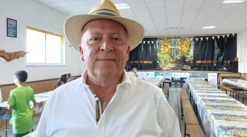 “É gratificante ajudar. Enche-nos o coração” 