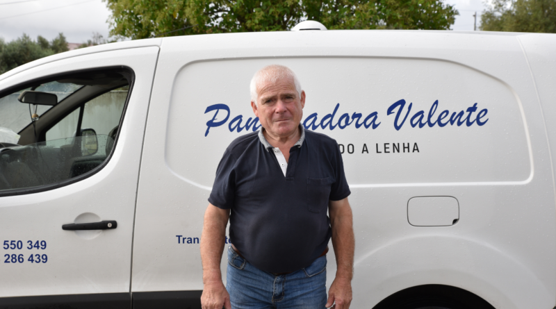 Um dia na vida do padeiro Valente Um dia na vida do padeiro Valente
